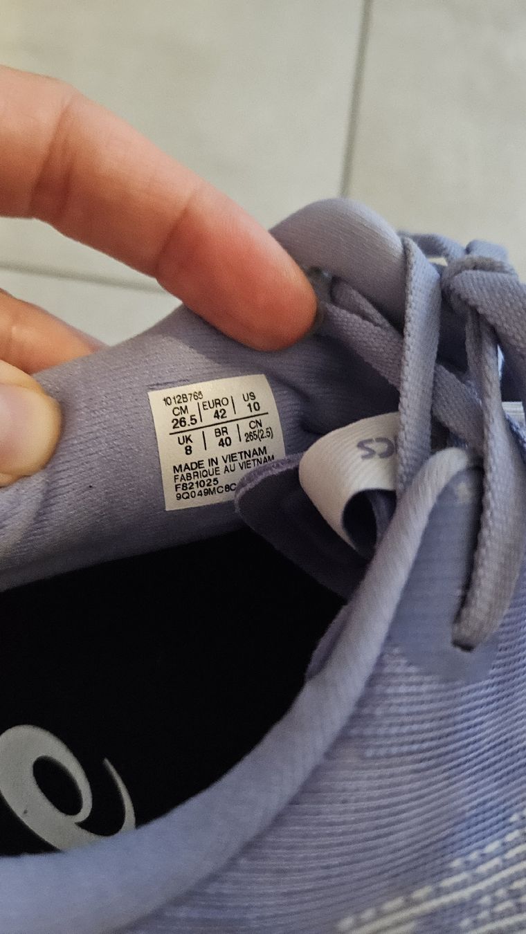 Asics Damenschuhe: laufschuh novablast 5 damen – Neu (gemäss Beschreibung) aus Dübendorf von run4life 3