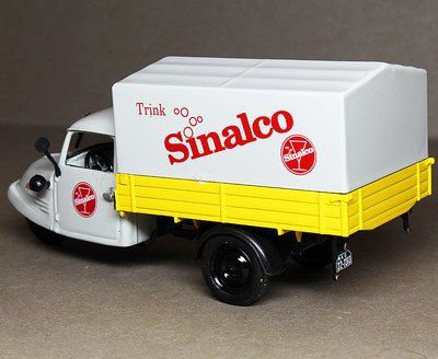 Modellautos: Goliath GD 750 Kleintransporter 1949-1955 hellgrau "Sinalco" – Neu und originalverpackt aus Gerlafingen von espero88 3
