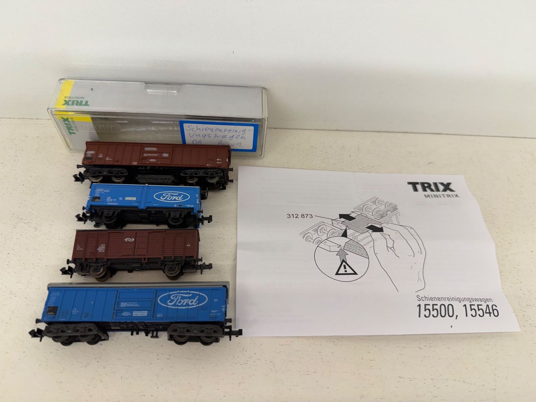 Modellini di ferrovie: Fleischmann8061,Minitrix3267,Trix 15500, Roco2306Güterwagen – Usato da Büsserach venduto da ModellbahnDepot 1