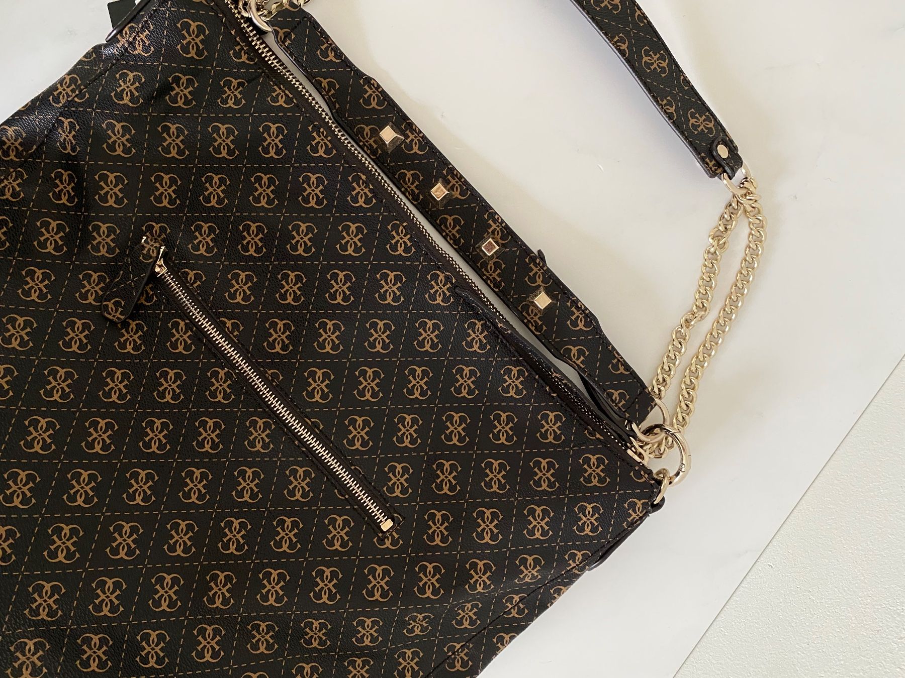 Guess Borse da donna: Neue GUESS Tasche – Nuovo e nell'imballaggio originale da Zürich venduto da MaxZurich 5