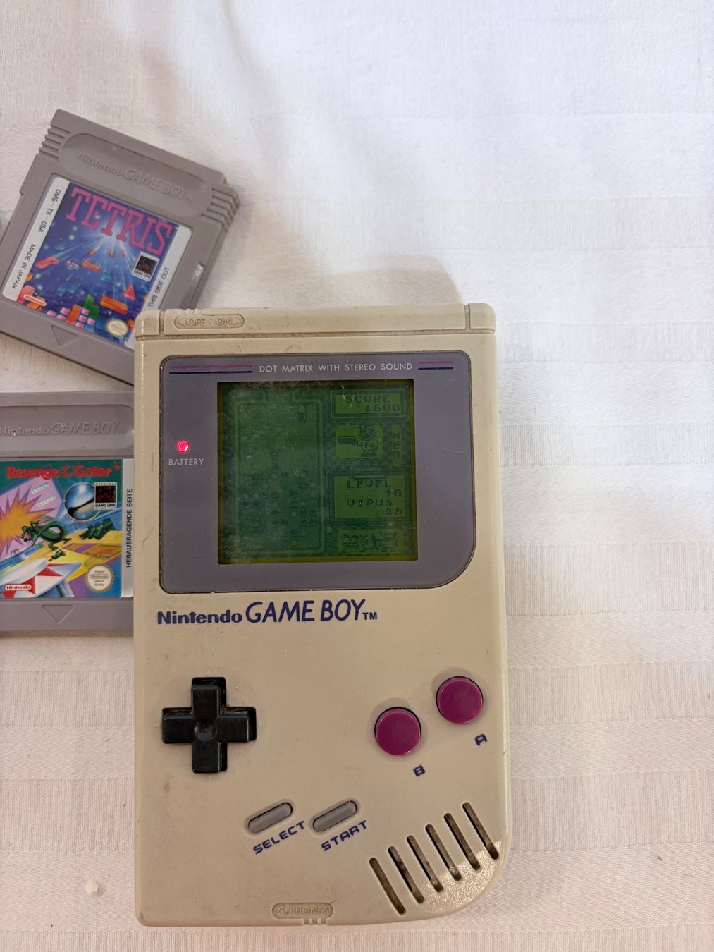 Nintendo Console: Nintendo Game Boy mit Spielen – Usato da Sevelen venduto da Tschitschi