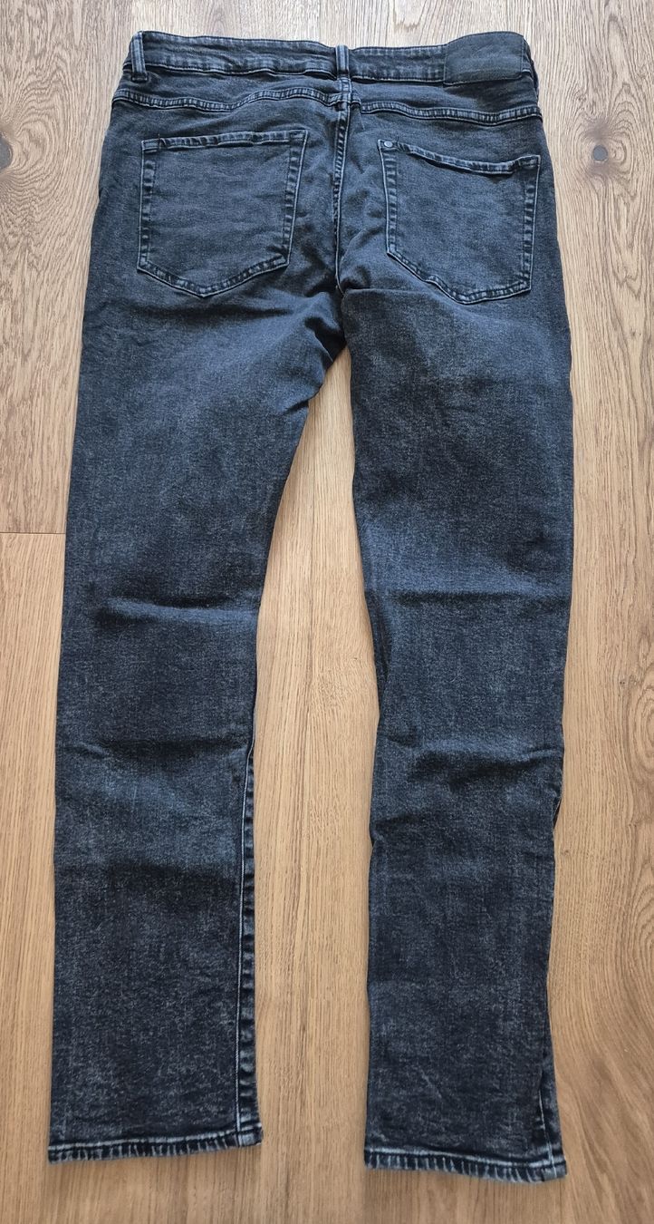 Jeans: Skinny-Jeans (Gr. 33) – Usato da Gams venduto da tischi97 1