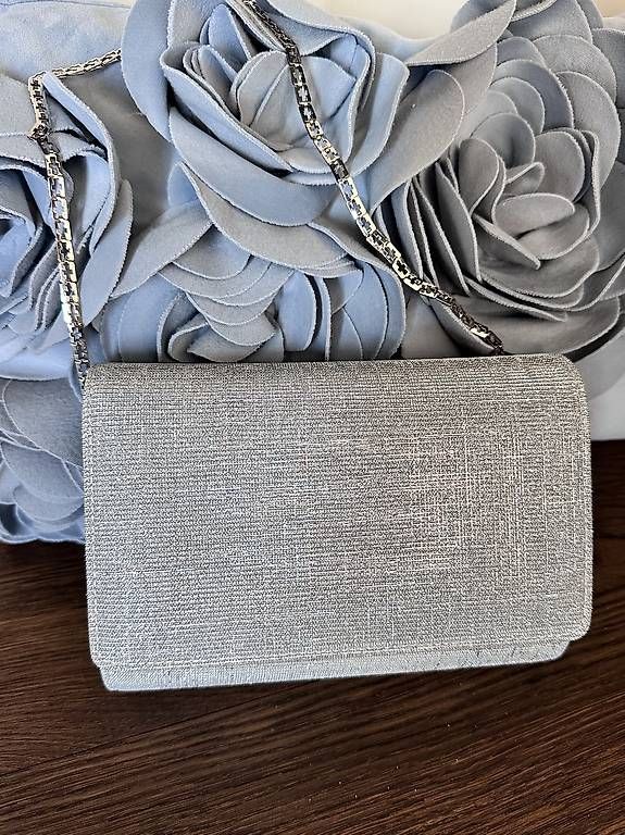 Borse da donna: kleine Handtasche silber - POIRIER – Nuovo (secondo la descrizione) da Meisterschwanden venduto da Zauberfee24