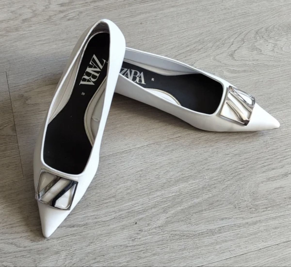 Zara Scarpe da donna: Zara T.41 Ballerines – Usato da Fribourg venduto da VSL-LUXE-BRAND