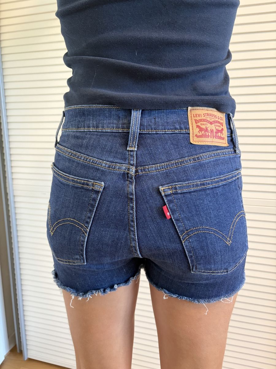 Levi's Jeans: Levi shorts set Gr.25 Gr.27 – Gebraucht aus Schindellegi von mbosco2100