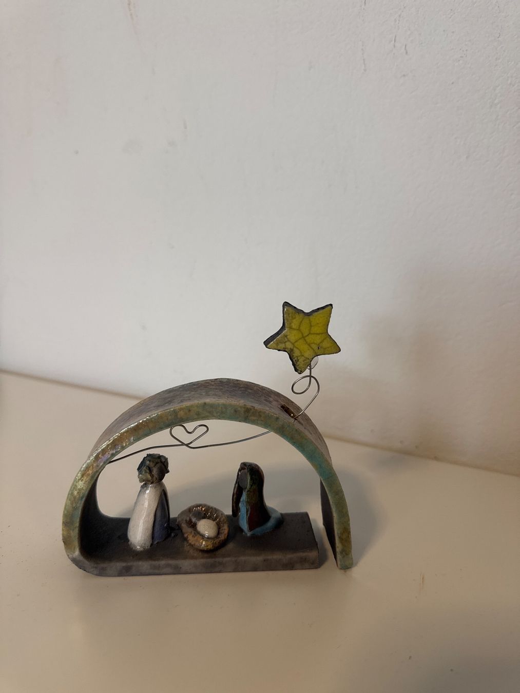 Tutte le decorazioni: kleine handgemachte Krippe Weihnachten – Usato da Aarau venduto da Gulianora