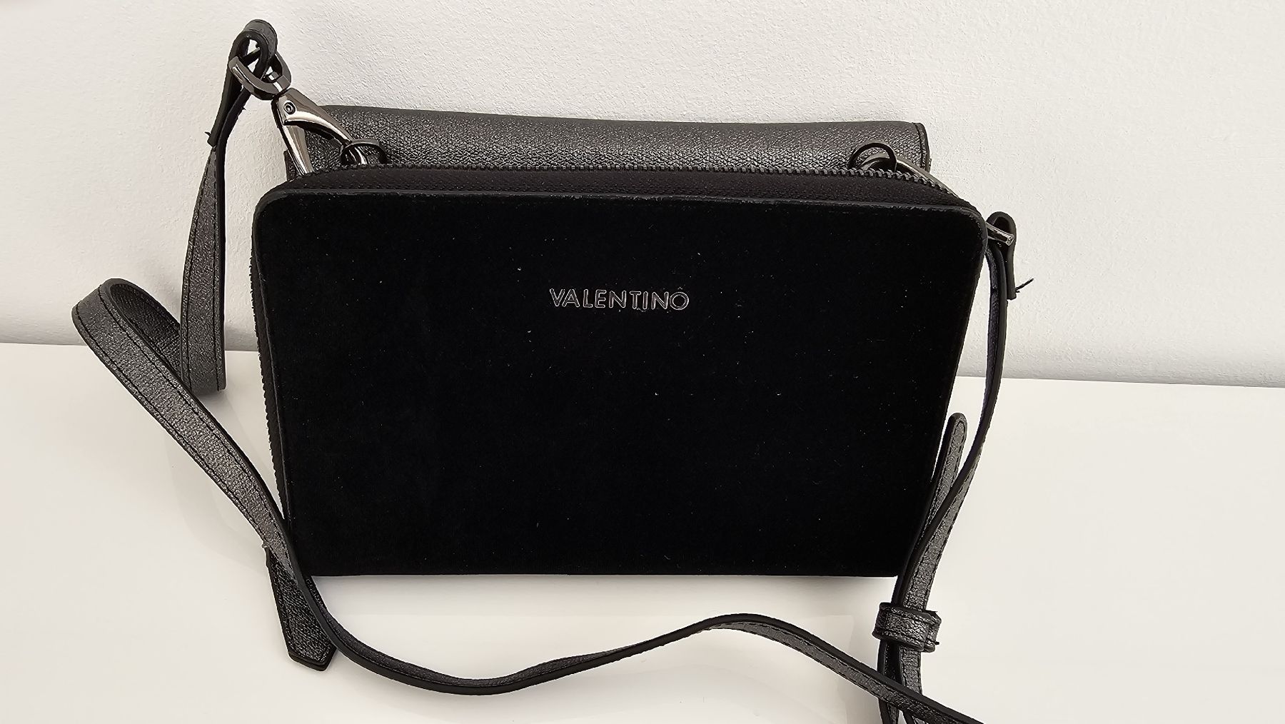 Valentino Taschen für Damen: Valentino Doppelhandtasche, neuwertig – Neu (gemäss Beschreibung) aus Steinmaur von Kiki_m240 2