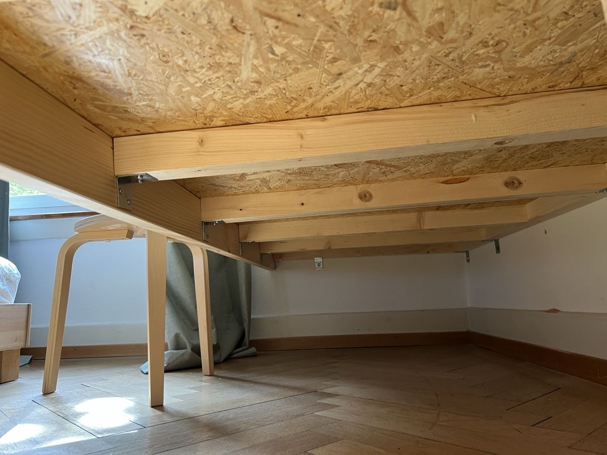 Letti: Floating bed / schwebebett 90x200 – Nuovo (secondo la descrizione) da Bern venduto da fer_9lxq 1