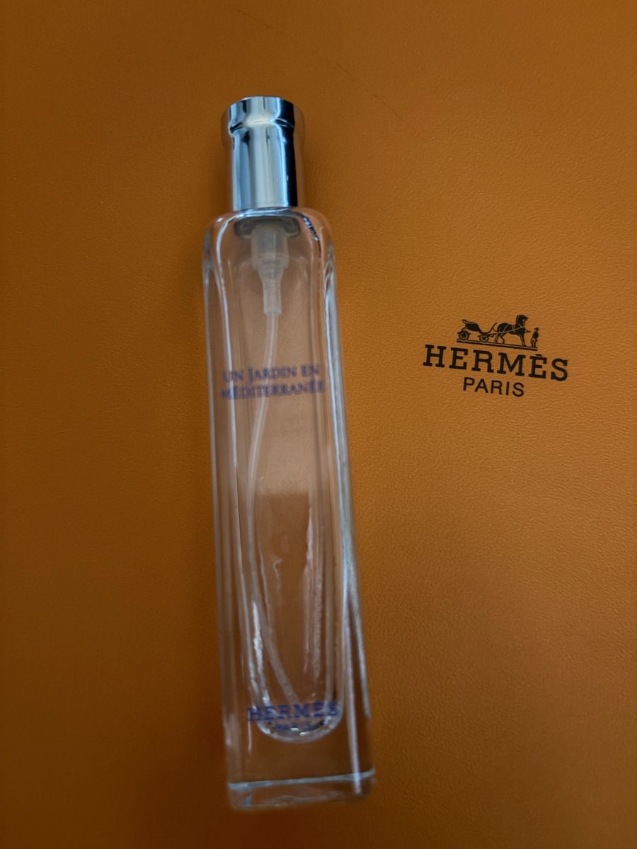 Hermès Parfums & Eau de Toilette: HERMÈS Flacon mit Dustbag – D'occasion à Basel par R.G.R__ 1