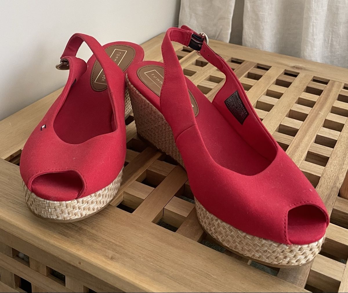 Tommy Hilfiger Damenschuhe: Tolle Espadrilles von Tommy Hilfiger – Neu (gemäss Beschreibung) aus Zürich von Caracol1998