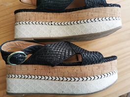 Schwarze Zara Plateausandalen Gr. 38
