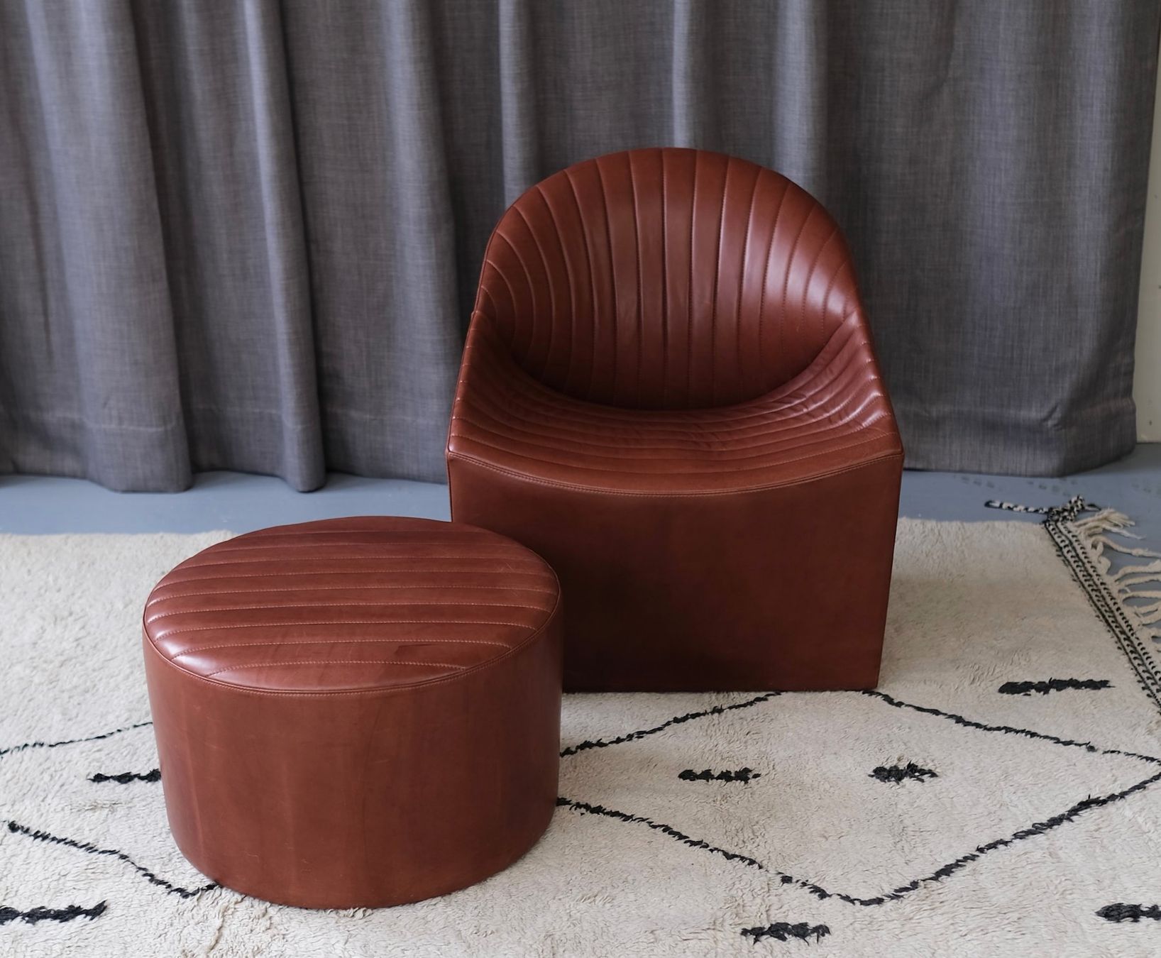 Wittmann Sessel: Oyster Sessel & Hocker von Wittmann – Gebraucht aus Bern von Zmodern_CON 4