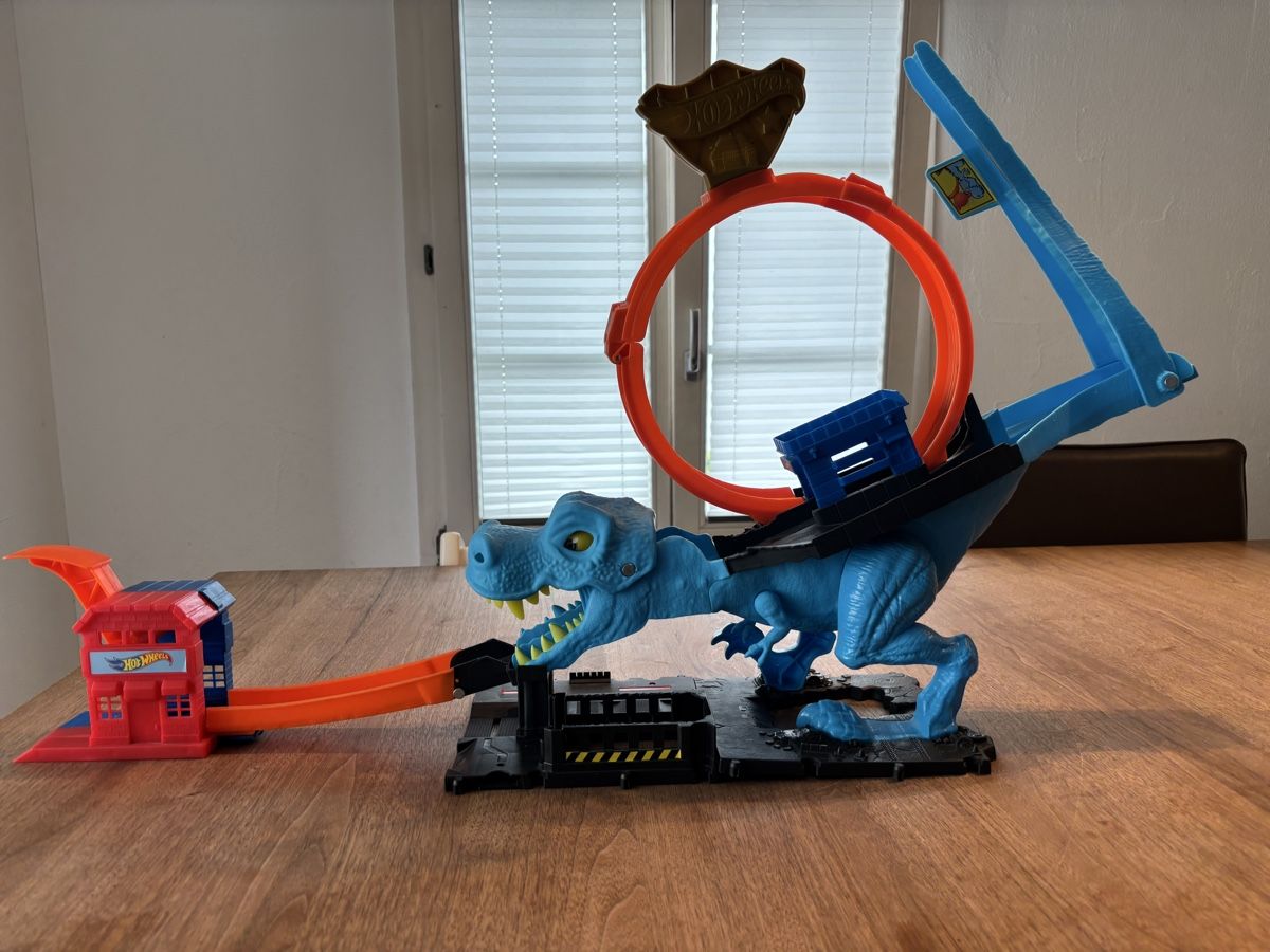 Hot Wheels Rennbahnen: Hot Wheels City T-Rex Looping-Bahn – Gebraucht aus Sursee von Trueres 1