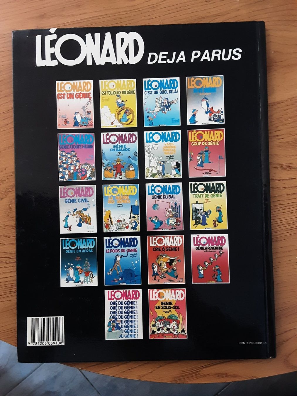 Fumetti: Léonard - Génie en sous-sol – Usato da Estavayer-le-Lac venduto da max_14 2