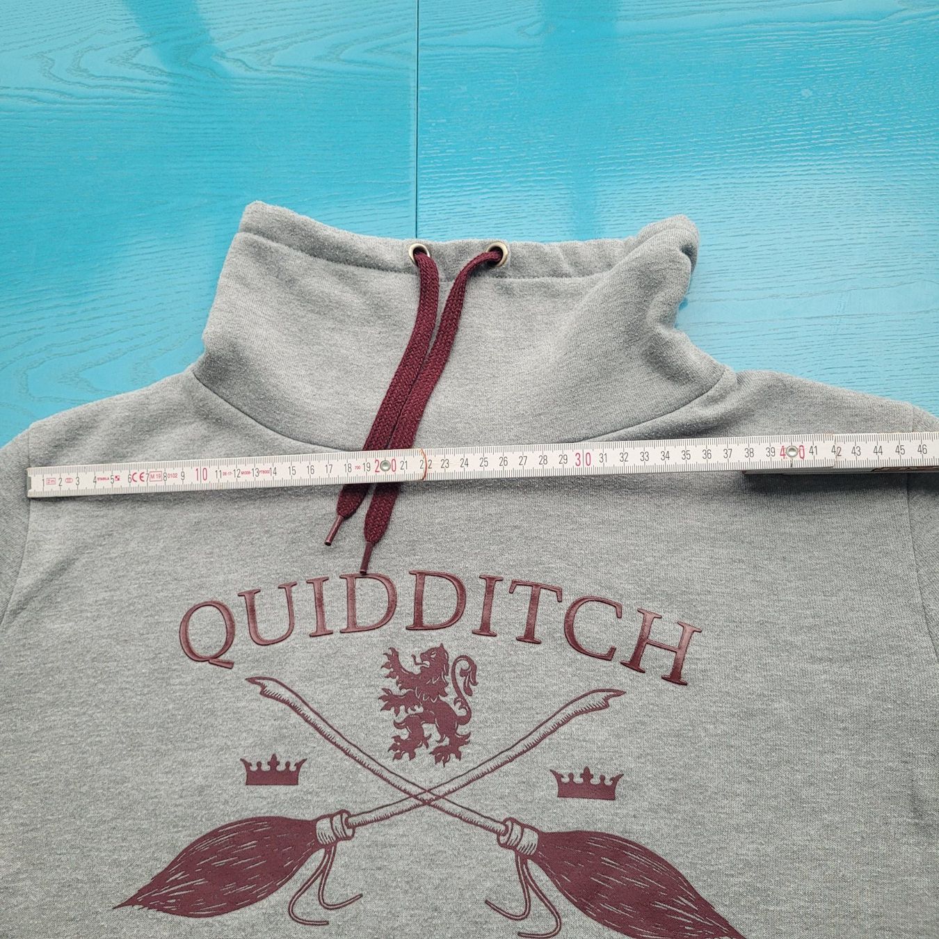 Maglioni & Felpe: Langarm Pullover GR.L /Harry Potter Hogwarts Quidditch grau – Nuovo (secondo la descrizione) da SCHÜBELBACH venduto da CoKaHa 4