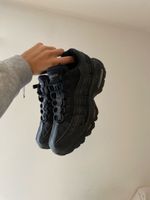 95ee Nikes
