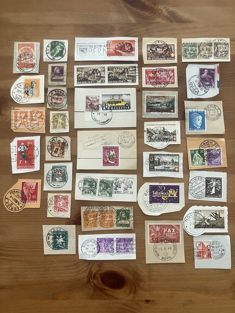 Tous les timbres: Briefmarken mit vollstempel – D'occasion à Bettwiesen par Jumpingfox