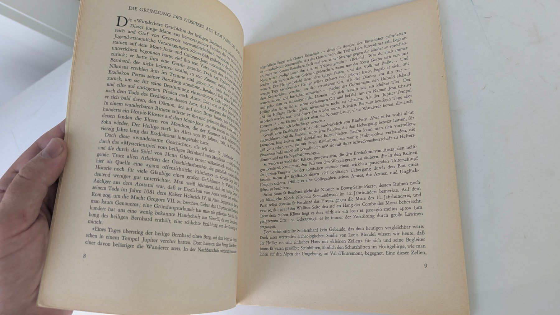Libri: Schweizer Heimatbücher: Der grosse St. Bernhard 1950 – Usato da Zürich venduto da axolottchen 9
