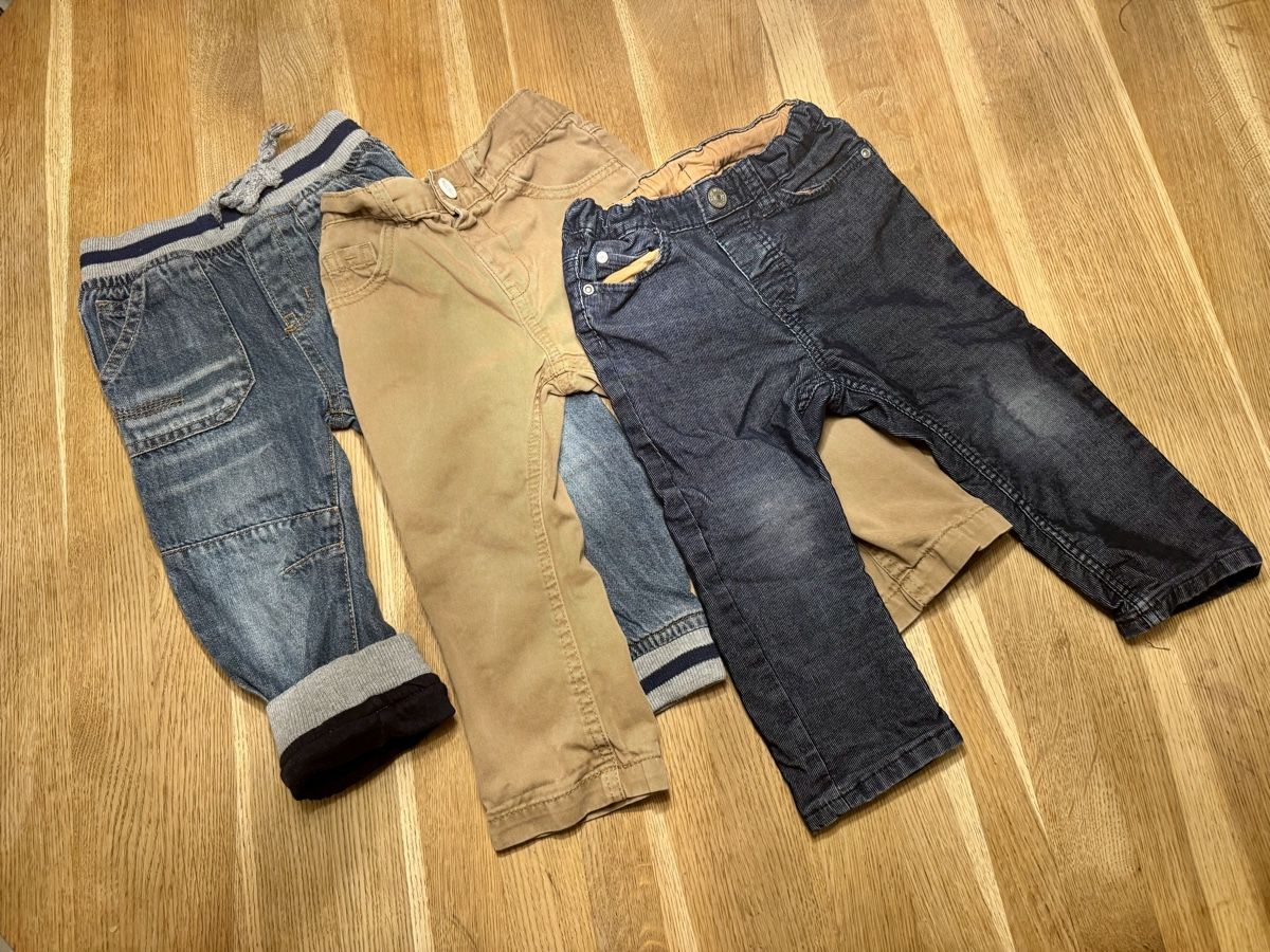 H&M Lotti & Set di vestiti: Boys' Clothes Bundle: Shirts, Trousers, Gr. 86 – Usato da Bülach venduto da dan_7scp 3