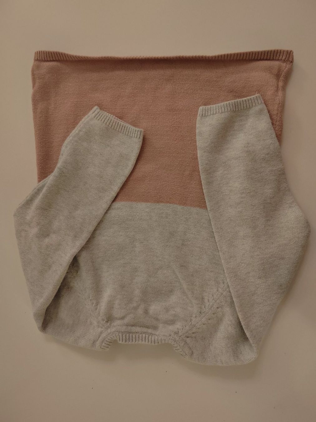 H&M Pullover & Sweatshirts: H&M Pullover, grau/rosa, Grösse 98 – Gebraucht aus Einsiedeln von pattymary 2