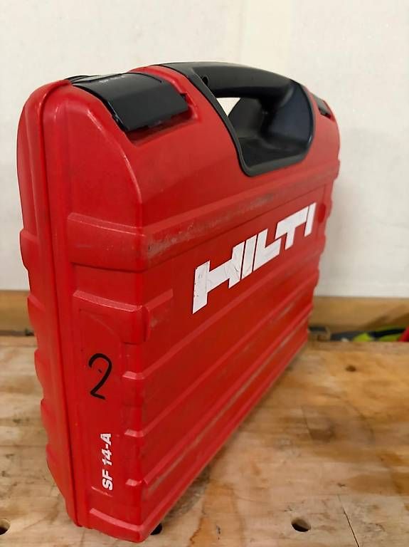Perceuses: Hilti Akkuschrauber  – D'occasion à Pratteln par Caterinaandreano03 2