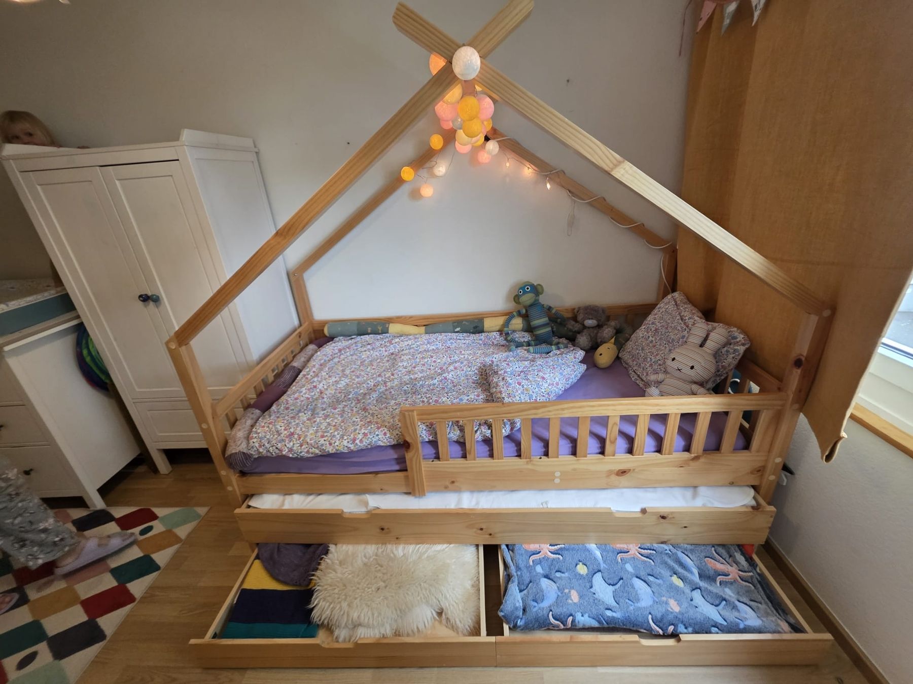 Betten: Hausbett Echtholz 100x200 cm – Gebraucht aus Zürich von LenaS1986 2