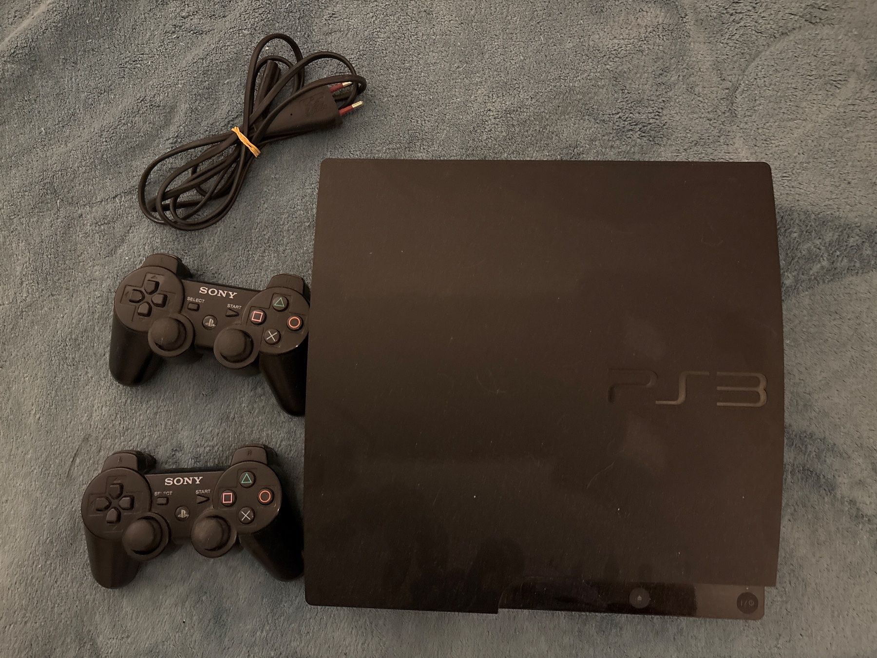 Sony Konsolen: PS3 – Gebraucht aus Winkel von Takumi01