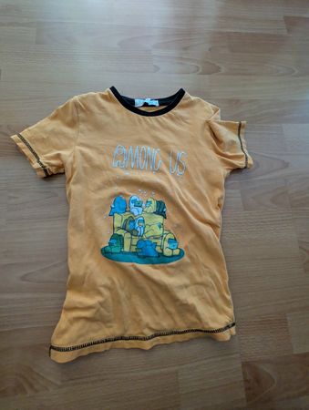 Süesses Among Us T-Shirt, Grösse 128, Top Zustand!