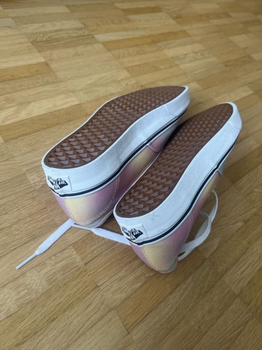 Vans Scarpe da uomo: Vans Pastel Regenborgenfarben 38,5 – Nuovo (secondo la descrizione) da Nottwil venduto da Silke94 2