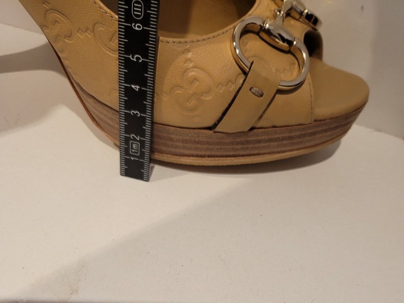 Gucci Scarpe da donna: Gucci Pumps Beige Leder – Usato da Binningen venduto da lieblingsstyle 5