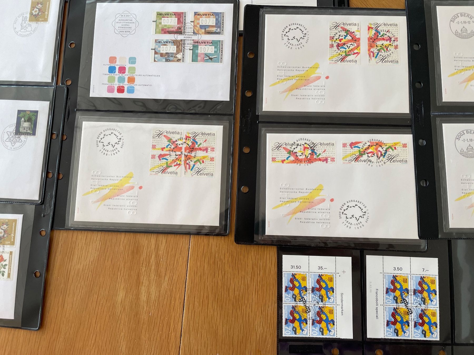 Tous les timbres: Cl. ALPES, B. Piccard, se tenant – D'occasion à Sonceboz-Sombeval par Comment2 8