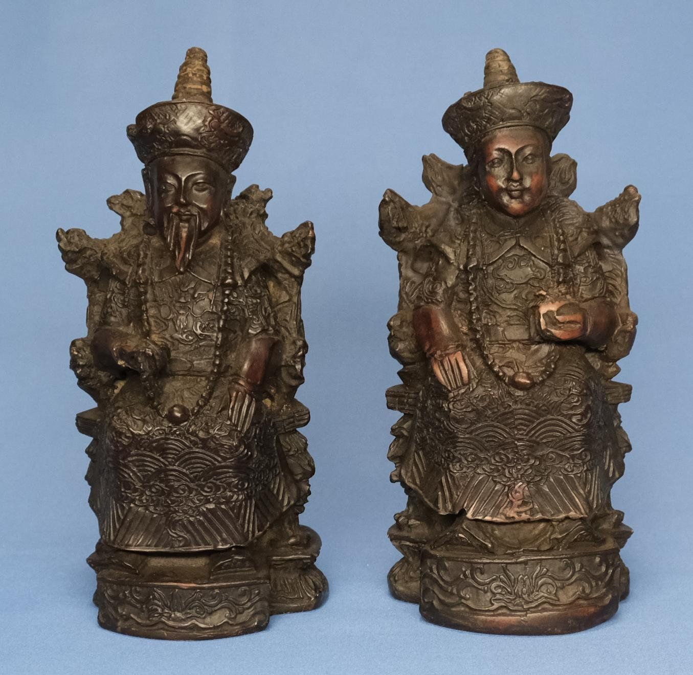 Figurines: 2 ältere chinesische Figuren Kaiserpaar – D'occasion à Zürich par Melody2000