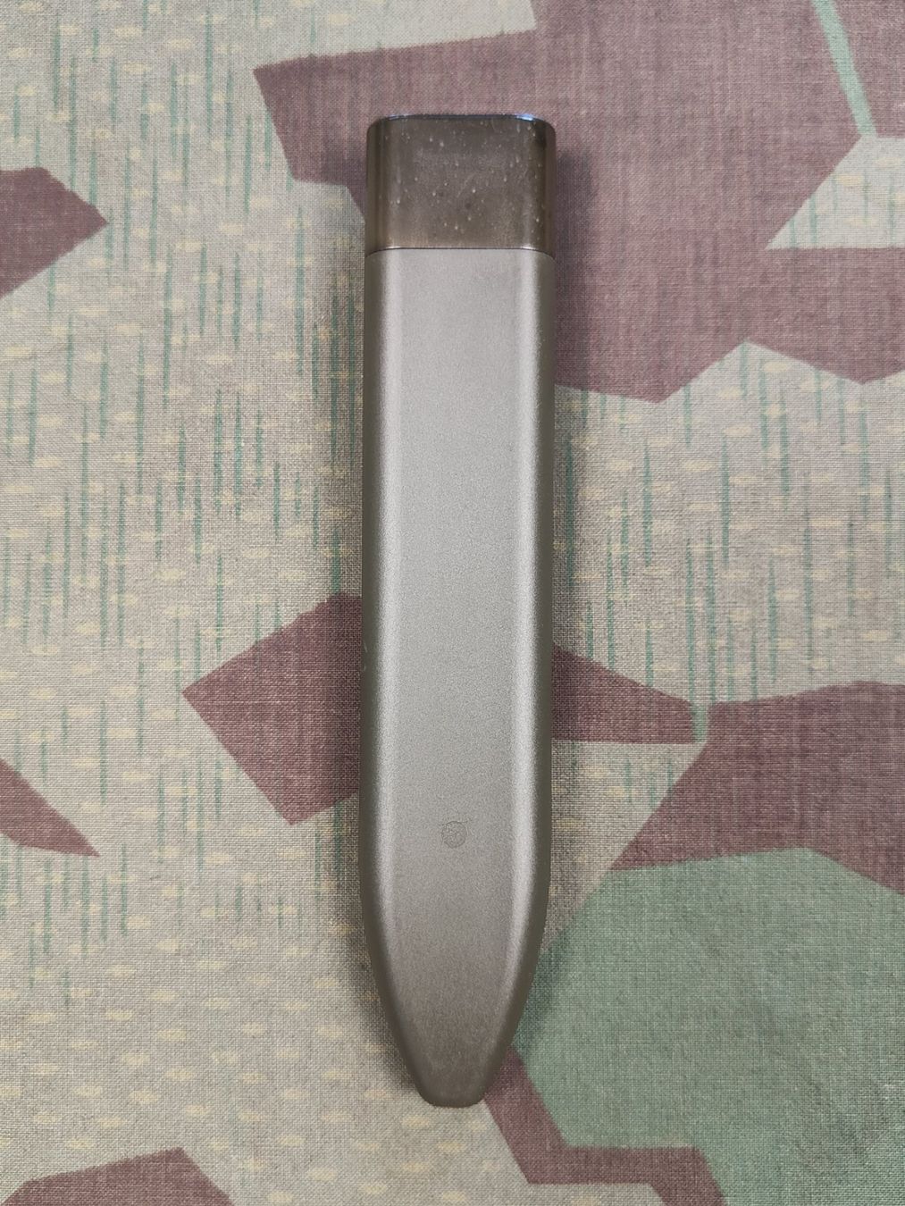 Schweizer Armee Stichwaffen: Scheide zu Bajonett Ord. 1990 – Neu (gemäss Beschreibung) aus Bauma von SwissMilitaria 1