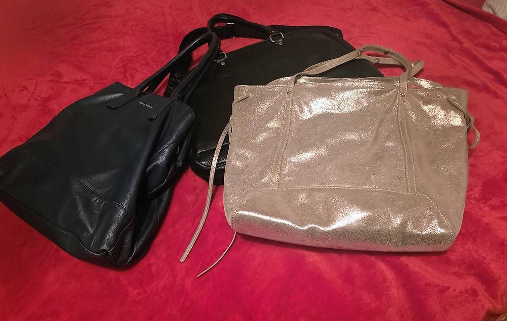 Sacs femmes: Ledertaschen  – D'occasion à Seewen SO par wit_6lph