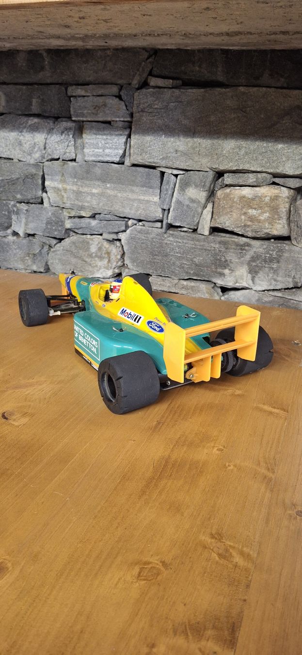 Tamiya RC Kits de montage: Tamiya F102 Benetton vintage – D'occasion à Losone par 143_Vintage 1