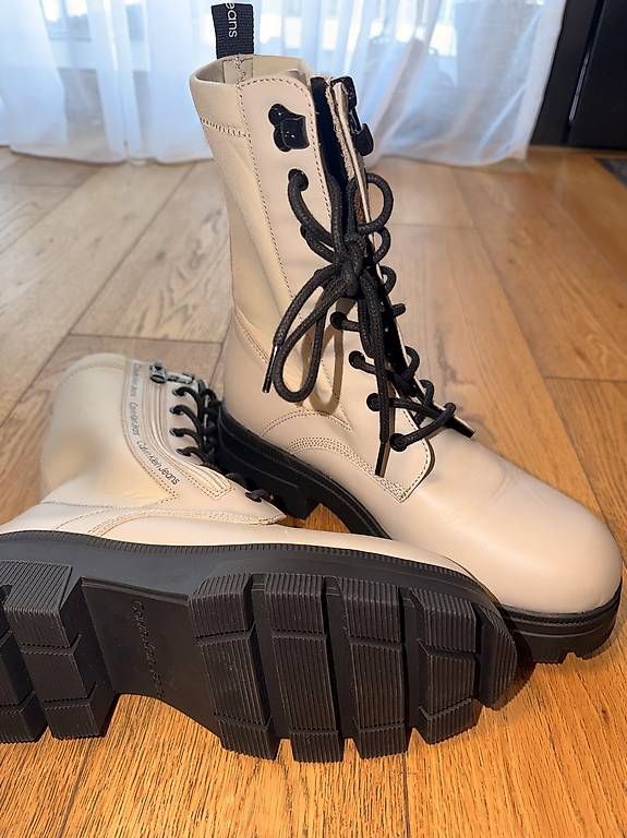 Calvin Klein Scarpe da donna: Calvin Klein Boots Gr. 39 - NEU – Usato da Spreitenbach venduto da aaleksaaleks