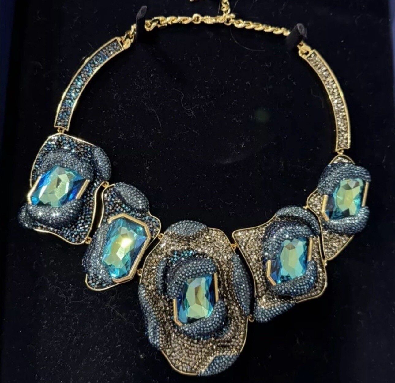 Swarovski Catenine: Swarovski Statement Kette limitiert, & original verpackt – Nuovo e nell'imballaggio originale da Kirchleerau venduto da Piroska05 6