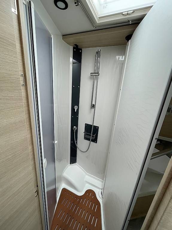 Veicoli da campeggio: Rapido COMPACT C55 – Usato da Langenthal venduto da Reisemobil01 4