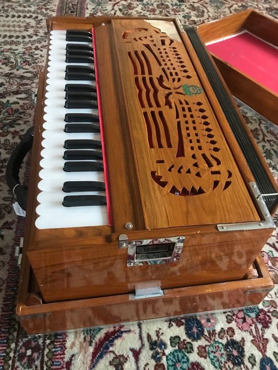 Harmonium Kirtan & Mantra... Kaufen auf Ricardo