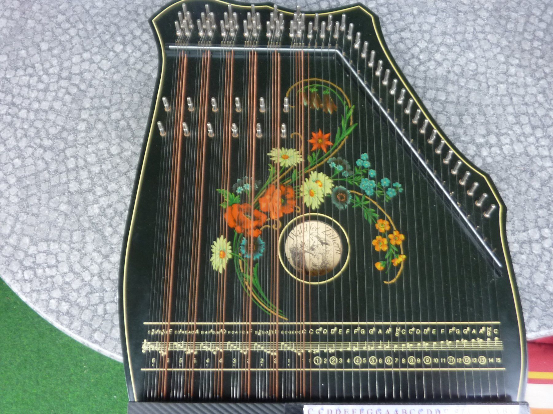 Musikinstrumente: Zither – Gebraucht aus Breitenbach von Rolllu