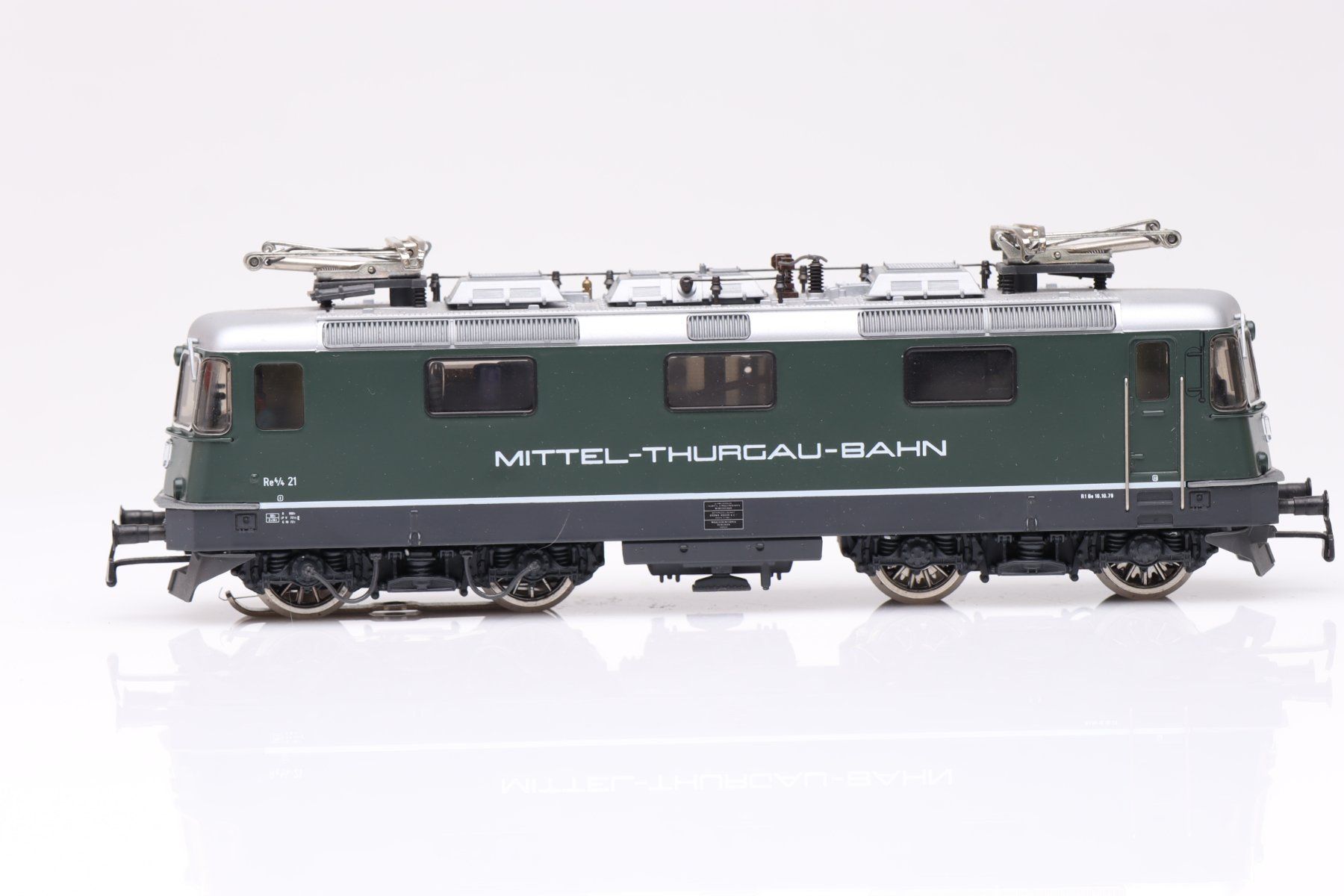 Hag Modellini di ferrovie: Hag MThB Re 4/4" 21 AC, H0 – Usato da Ried (Muotathal) venduto da Modellbahn.swiss 1