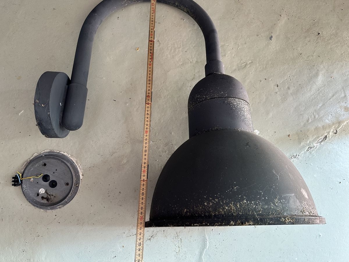 Lampen: Grosse Aussenlampe, gebraucht – Gebraucht aus Steinach von Dompy 4