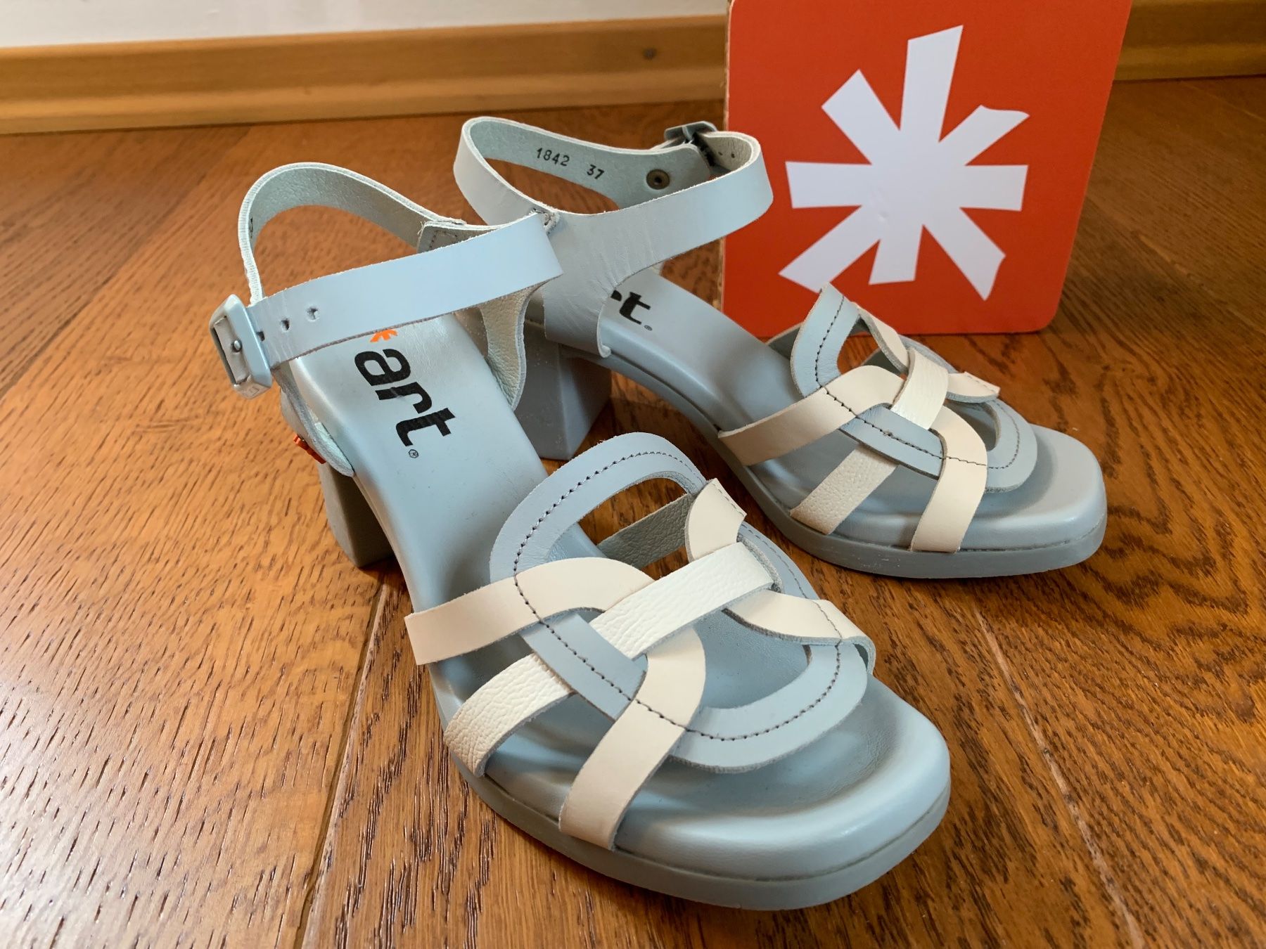 Art Damenschuhe: Art Cannes 1842 celeste-white Gr.37 – Neu (gemäss Beschreibung) aus Zürich von finsti