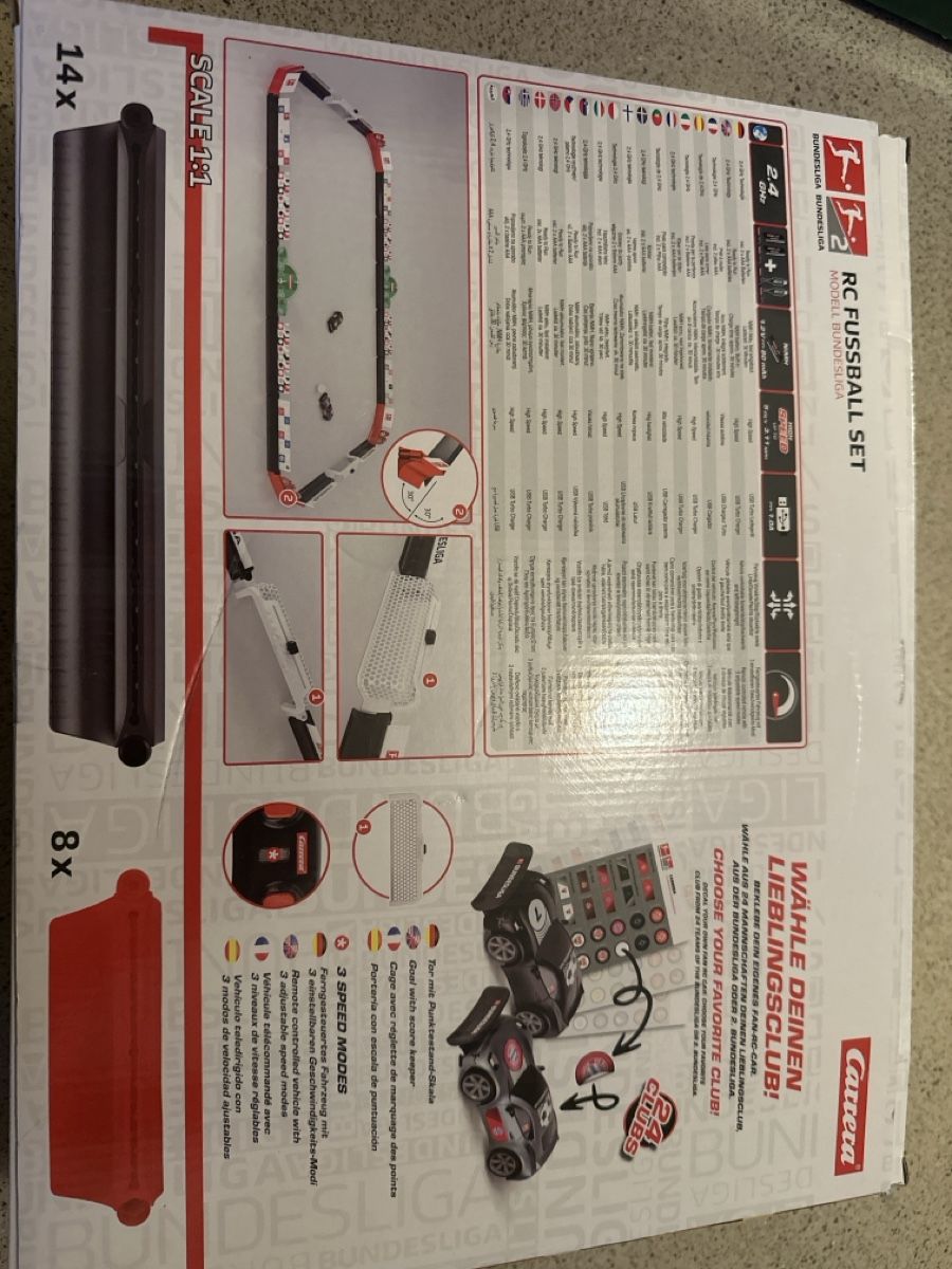 Giocattoli: RC Fussball Set 2.4 ghz – Usato da Biberstein venduto da Anka01 1