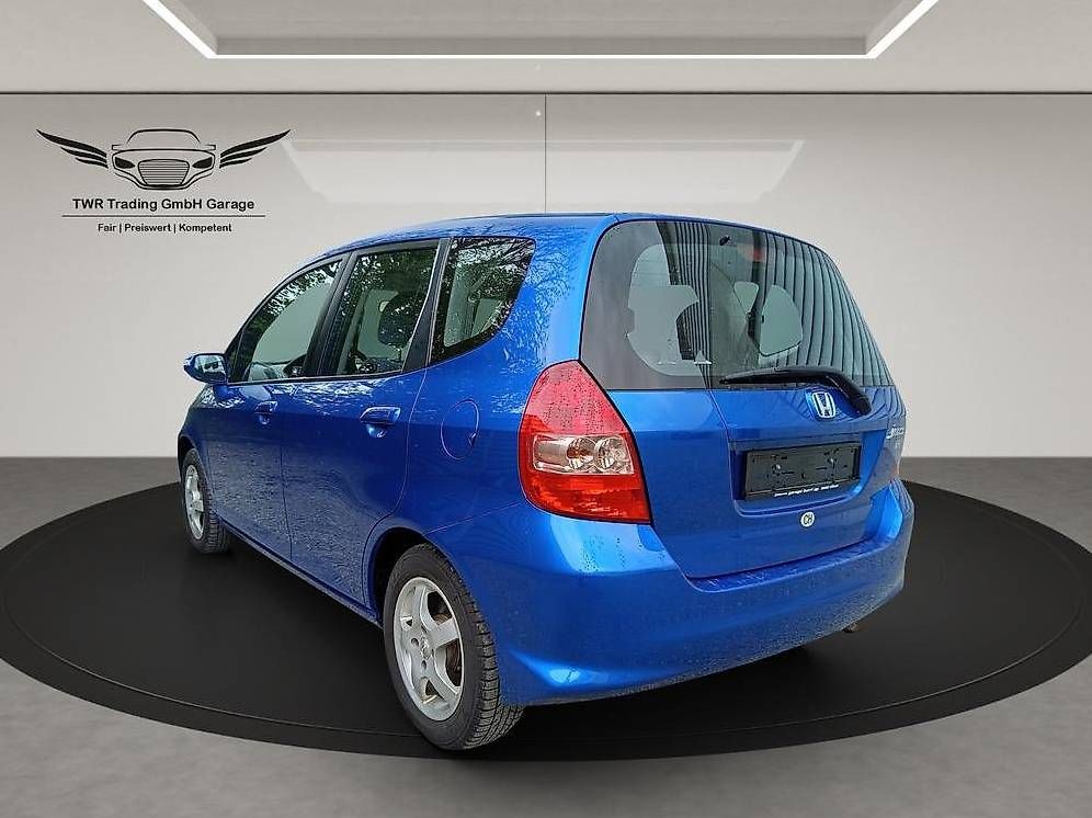 Honda Automobili: Honda Jazz in Top Zustand – Usato da Wald AR venduto da Gamefux 1
