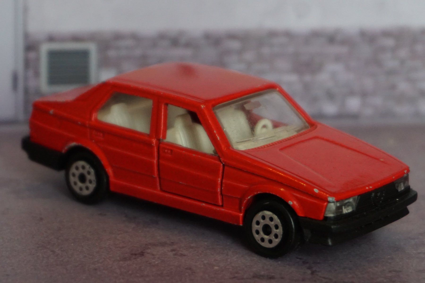 Majorette Modellini d'auto: Majorette Alfa 75 RAR !!!!!!!!!!!!!!! – Usato da Reiden venduto da Doppeldecker69