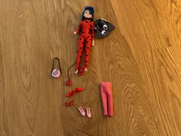 Miracolous Figur mit Kleider