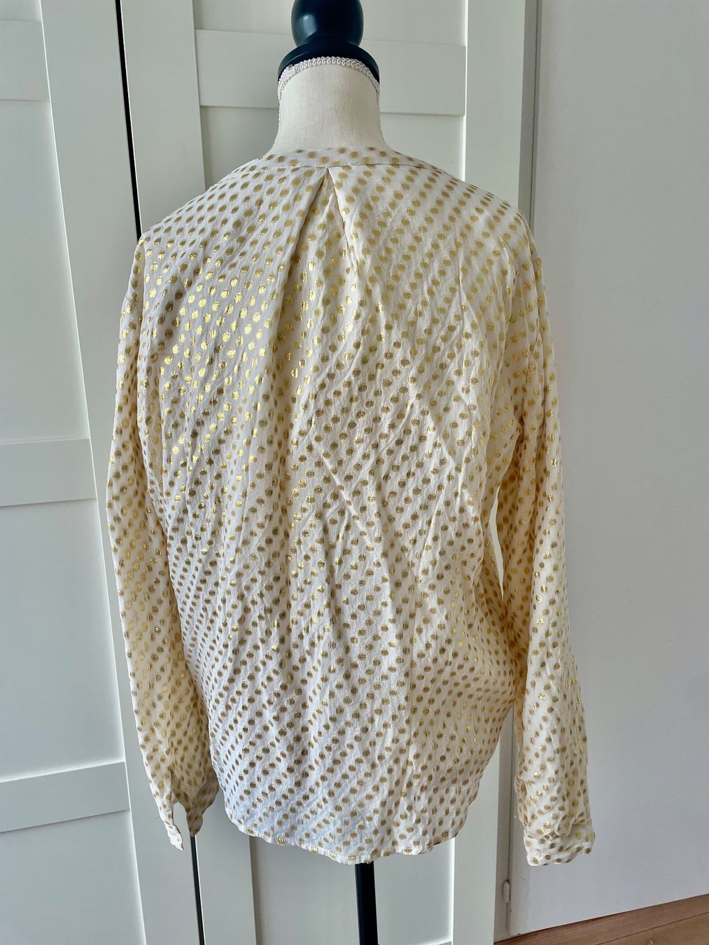 Ba&Sh Blusen: *BASH* Seiden Bluse Gold polkadots Punkte 40 – Gebraucht aus Pully von Surflime 2