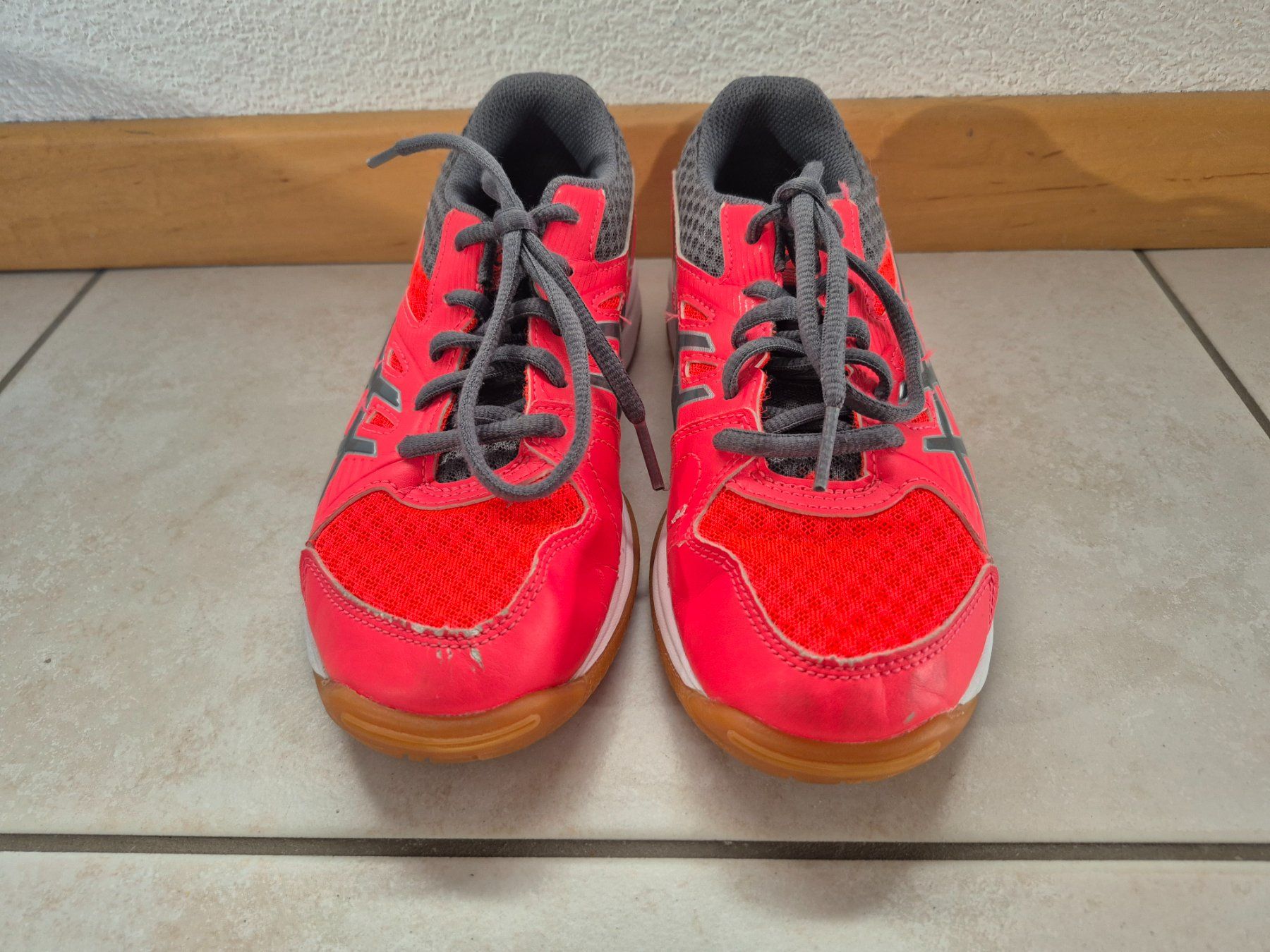 Scarpe per ragazzi: Hallenschuhe Asics Gr. 34.5 – Usato da Lengnau AG venduto da m5f1r9 1