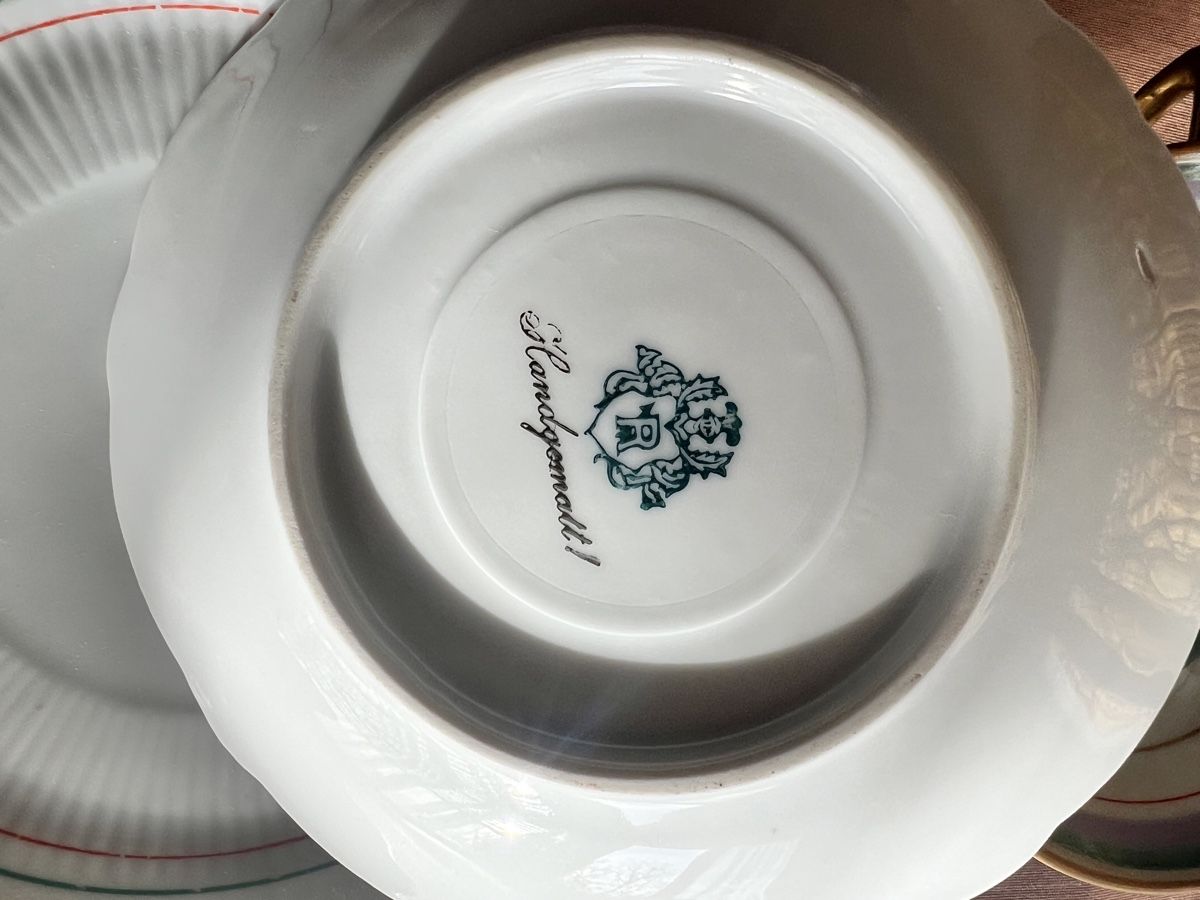 Geschirrsets: Sammeln Tasse R – Gebraucht aus Emmen von Lampery 3